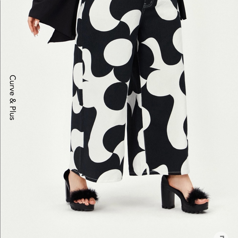 Curve and Plus Funky Flowers, wide leg trousers CIDER